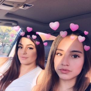 Meet your Posher, Daniela